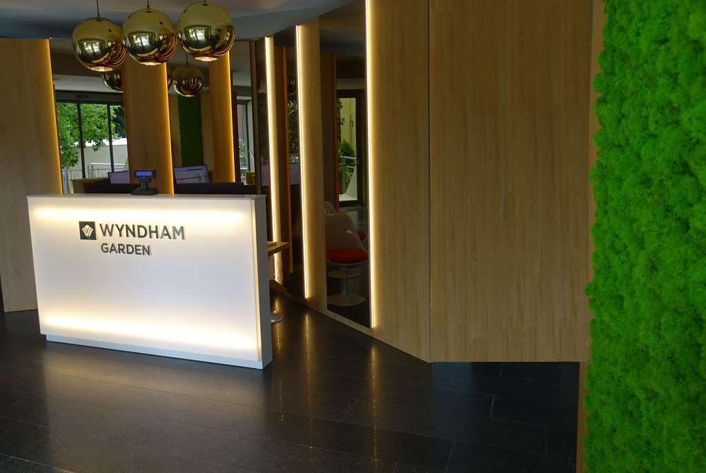 Wyndham Garden Florens Inreriör bild